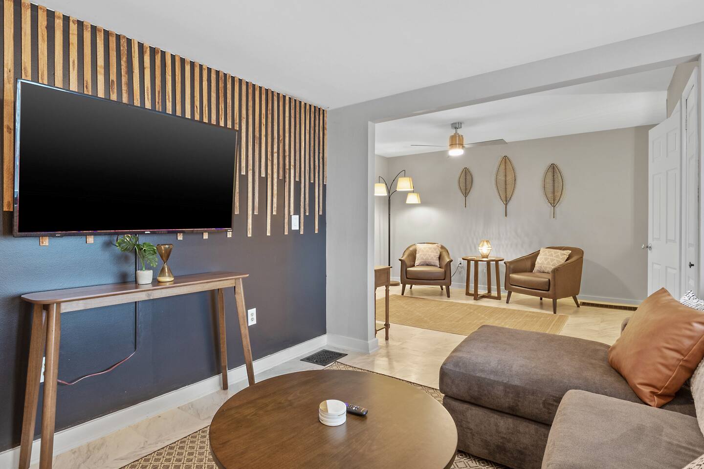 Prime Location: Near SU, Tipp Hill & Nightlife