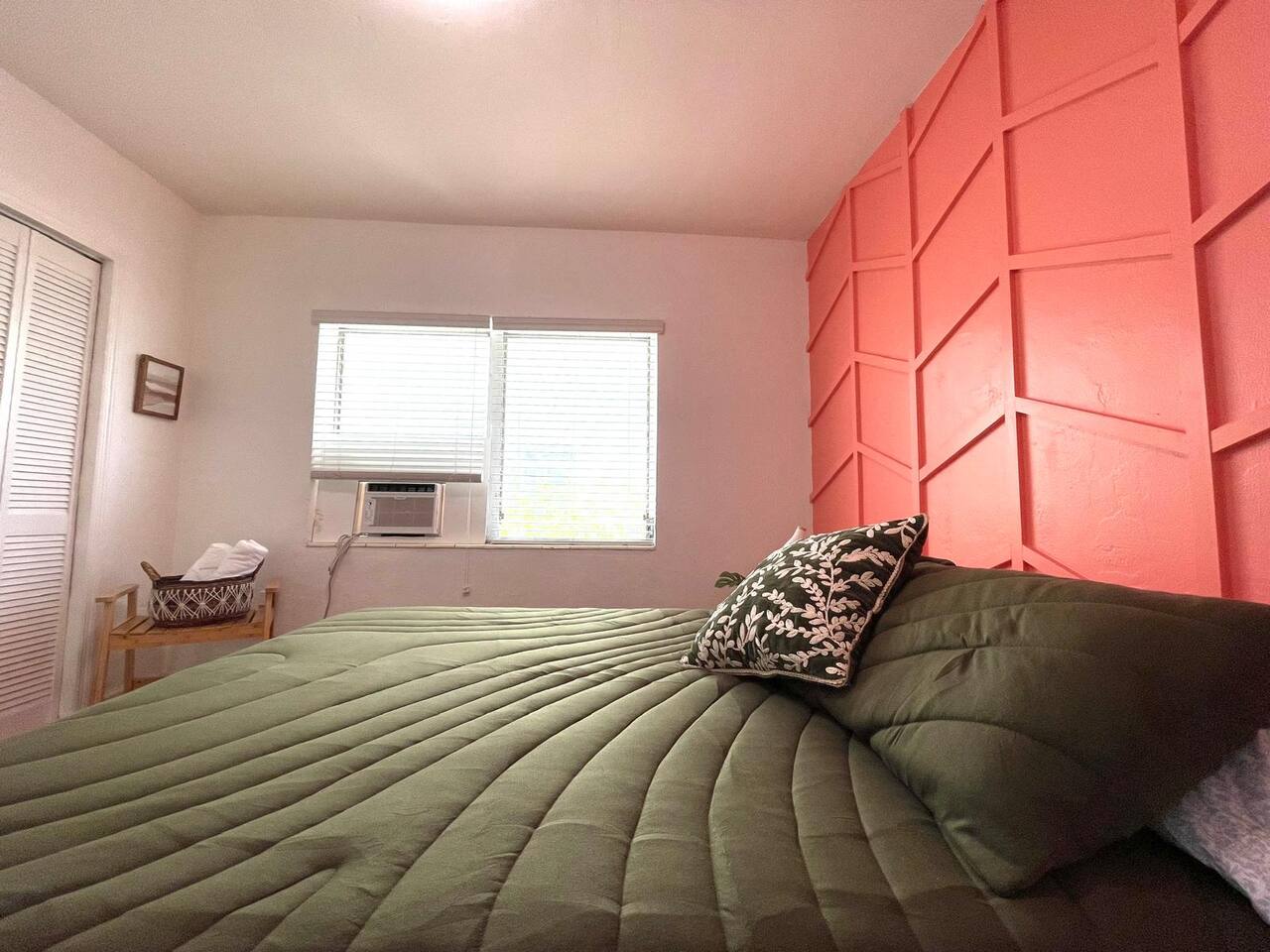 Apartment in the Heart of Calle 8 w/ Parking (2D)