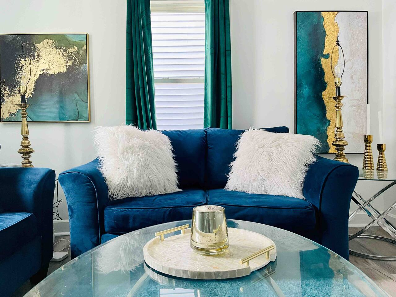 Suite Space B | KING 1BD/1BA Apt near UE