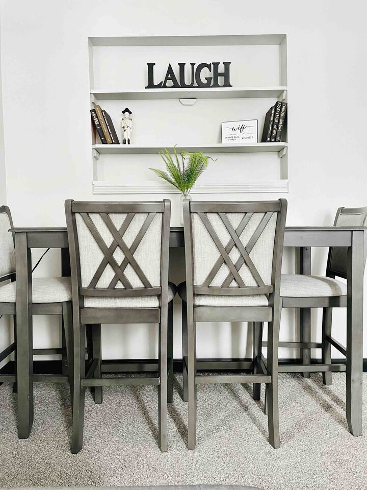 Leaning House of Haynie B|  King 2BD/1BA Apt photo 3