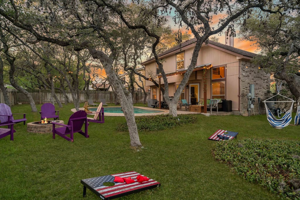 3B Pool Villa, BBQ, Firepit, Mini Golf, Yard Games