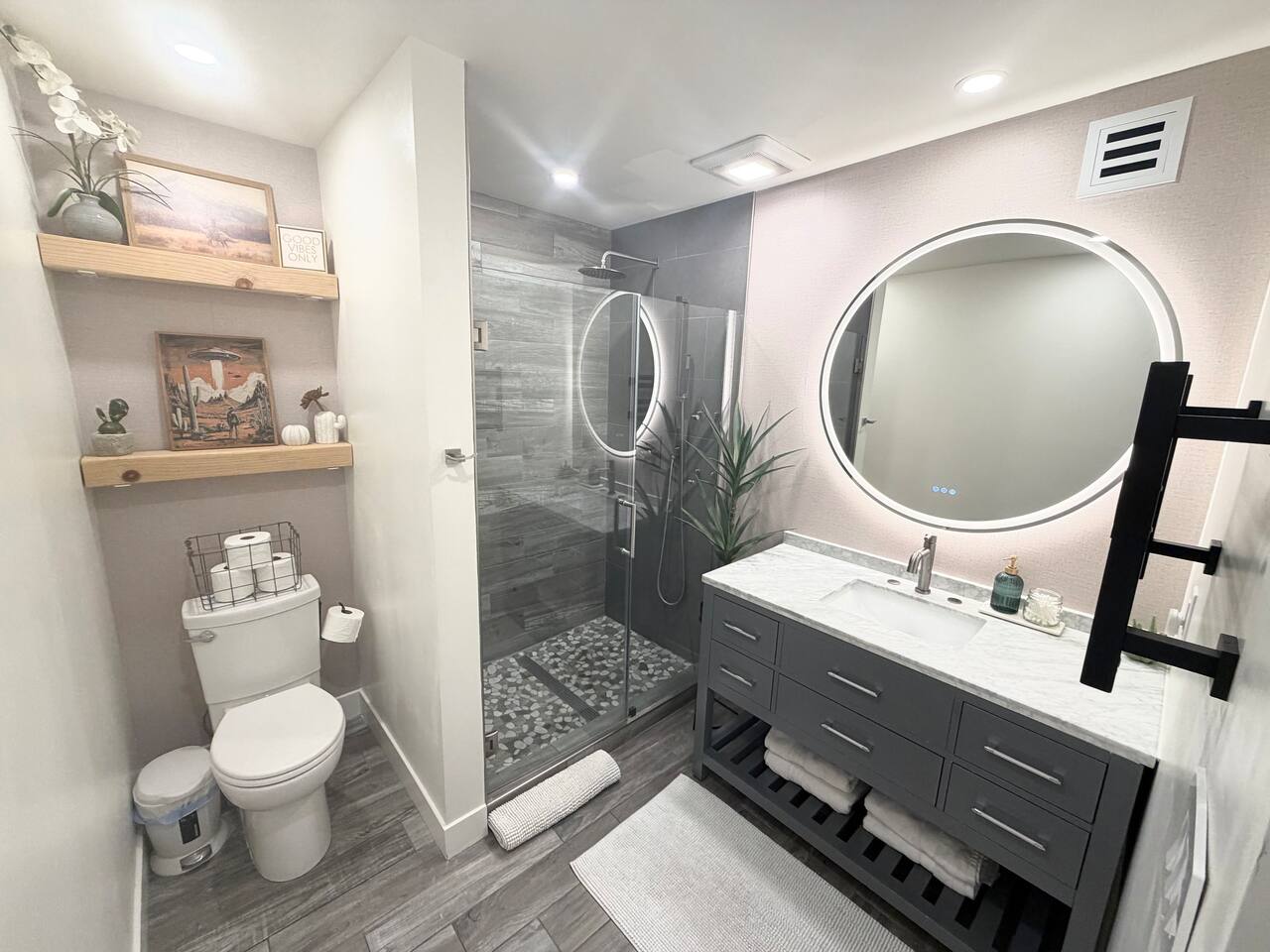 Spa like master bedroom en-suite, towel warmer, walk-in shower & much more!