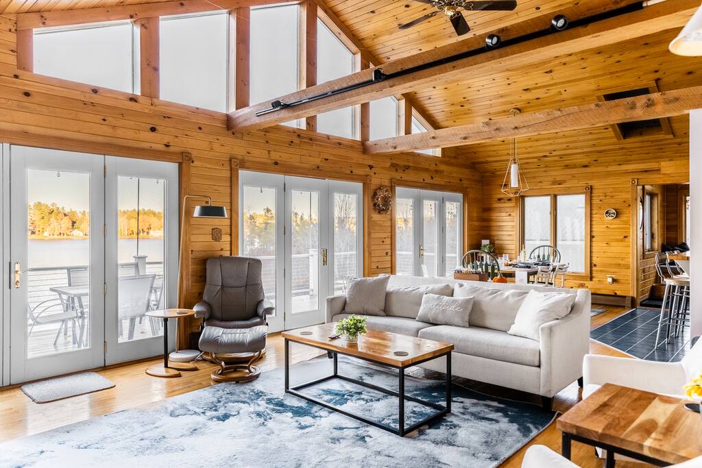 Waterfront| Hot Tub| Fire Pit|King Bed|Near Acadia