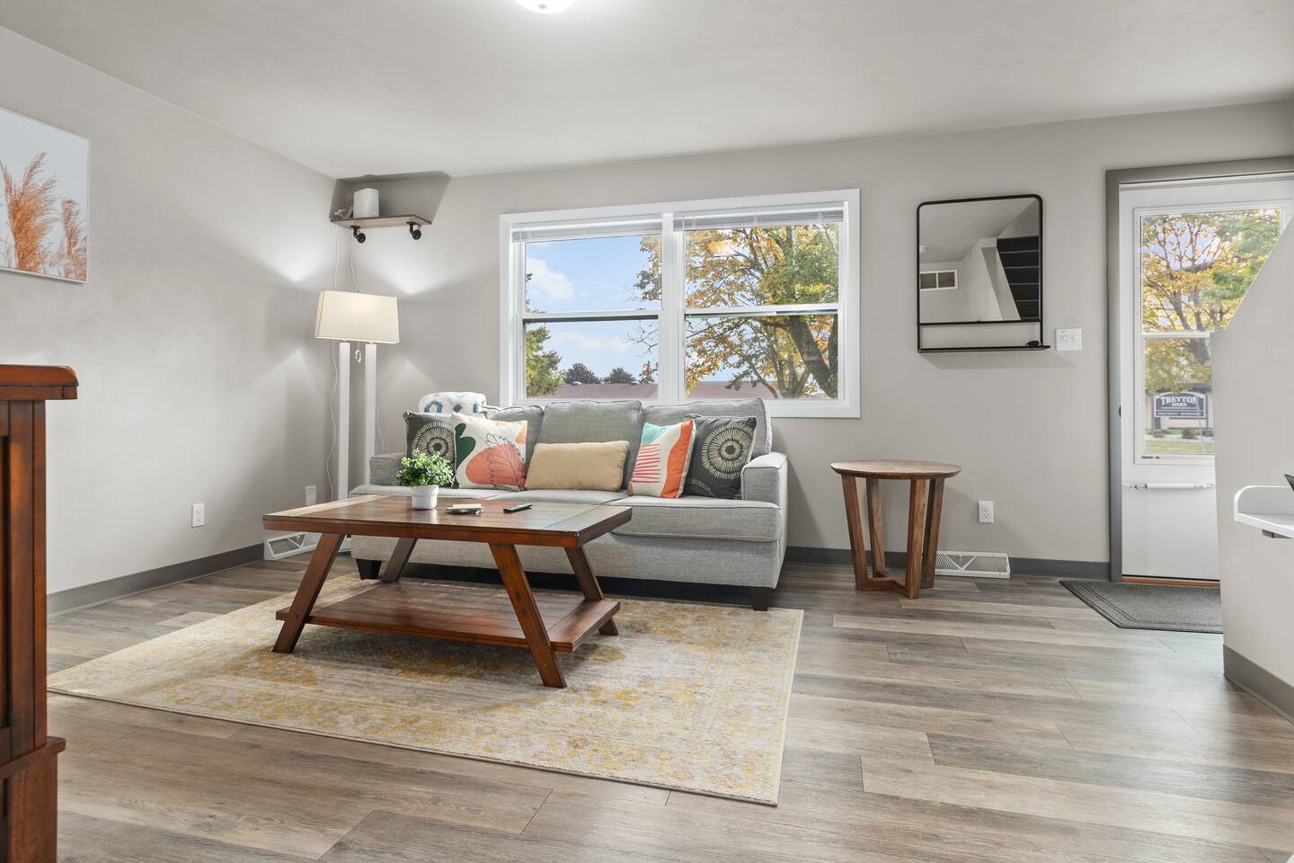 Appleton 2BR w/ Garage, A/C & Fast Wi-Fi