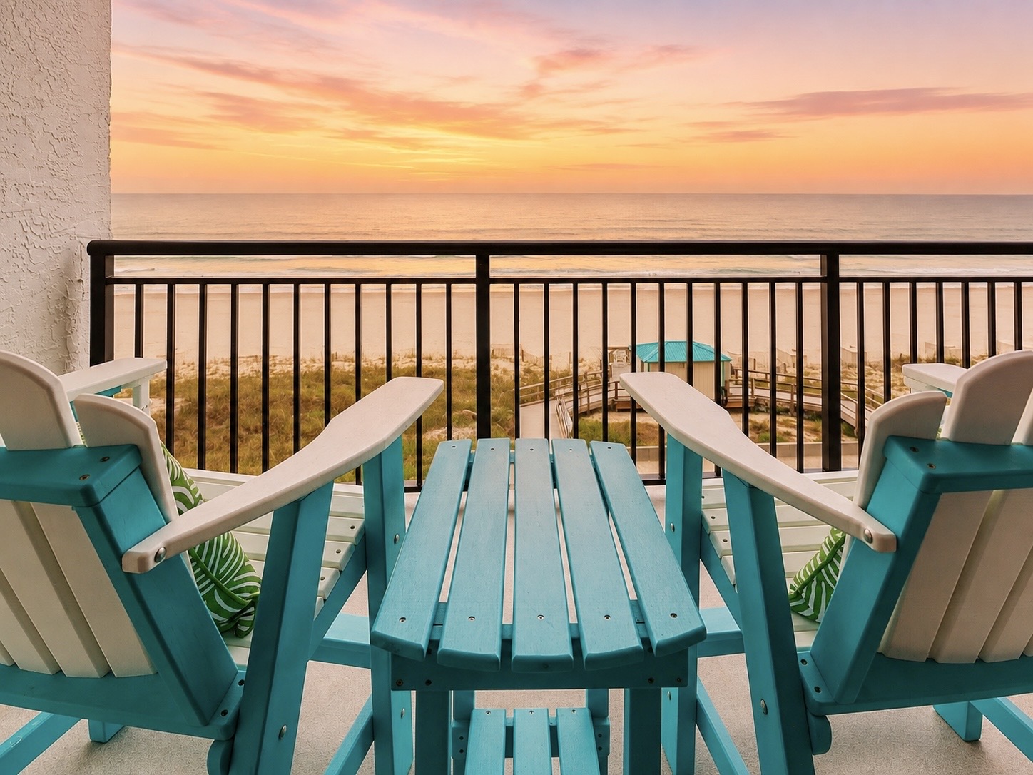 Direct Beachfront View|2 Pools|Beach Chairs