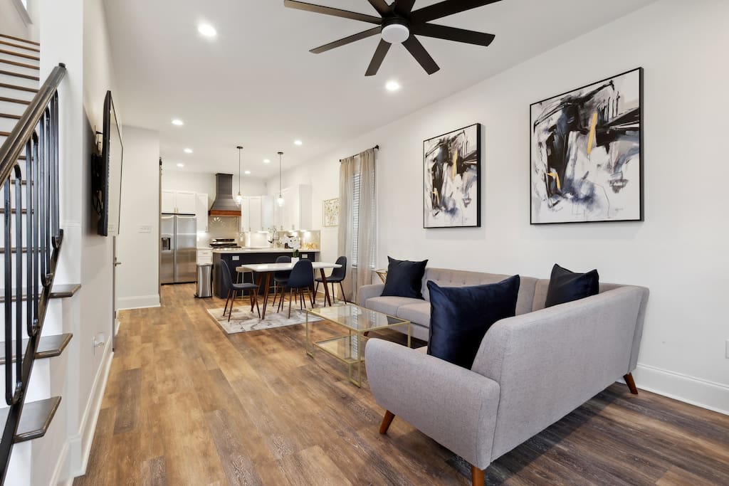 Brand New Home, 5 blocks to the French Quarter!