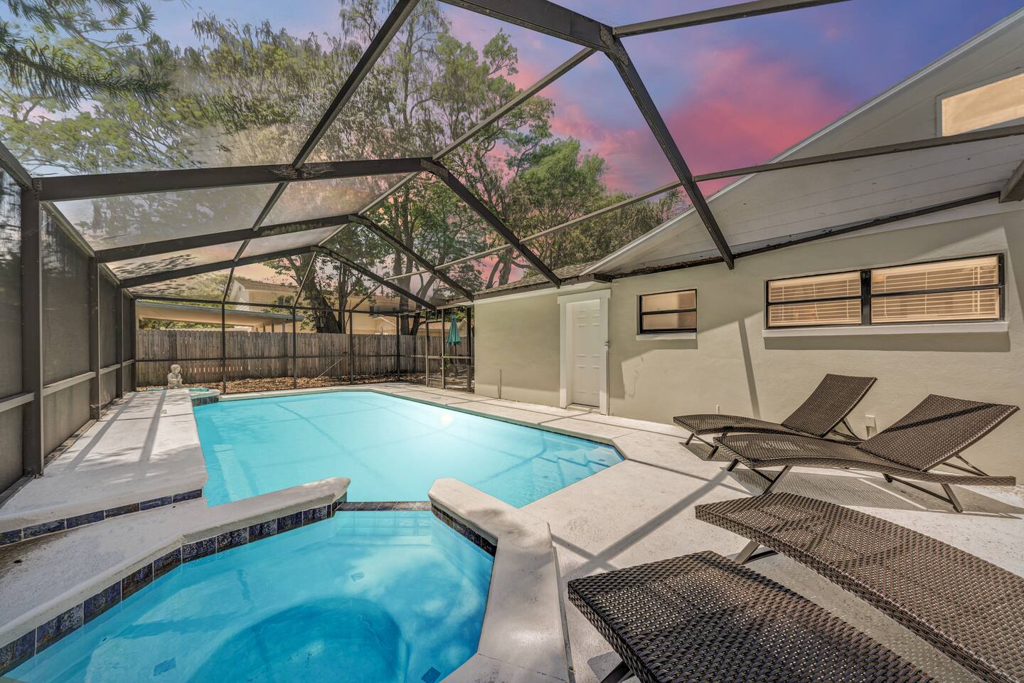 Tampa Retreat with Pool & Game Room