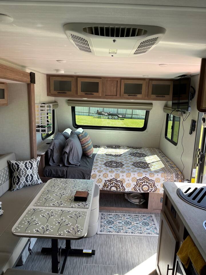 Cute RV Retreat • Rare Open • Long-Term Discount!