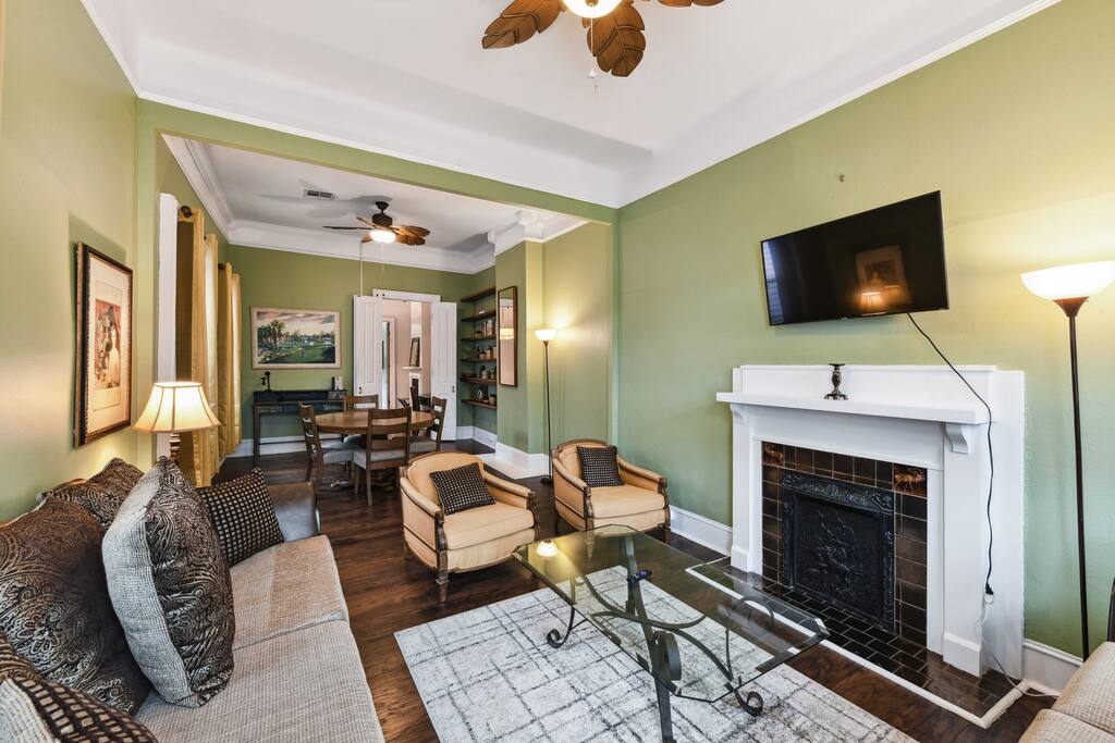 Marigny Duplex Home, 1 mile from French Quarter
