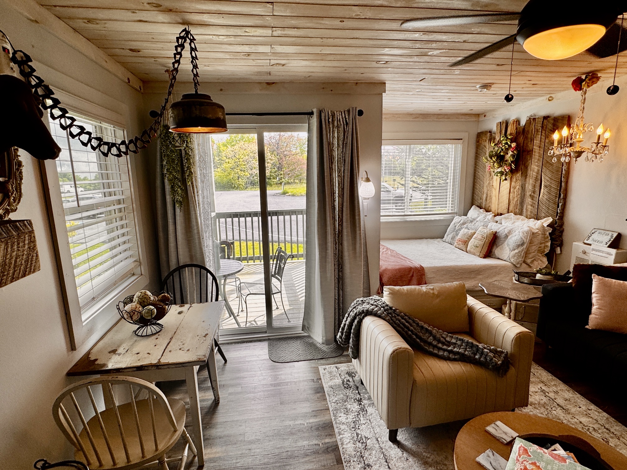 Beech Mountain Studio/Fall Escape &Trail Access
