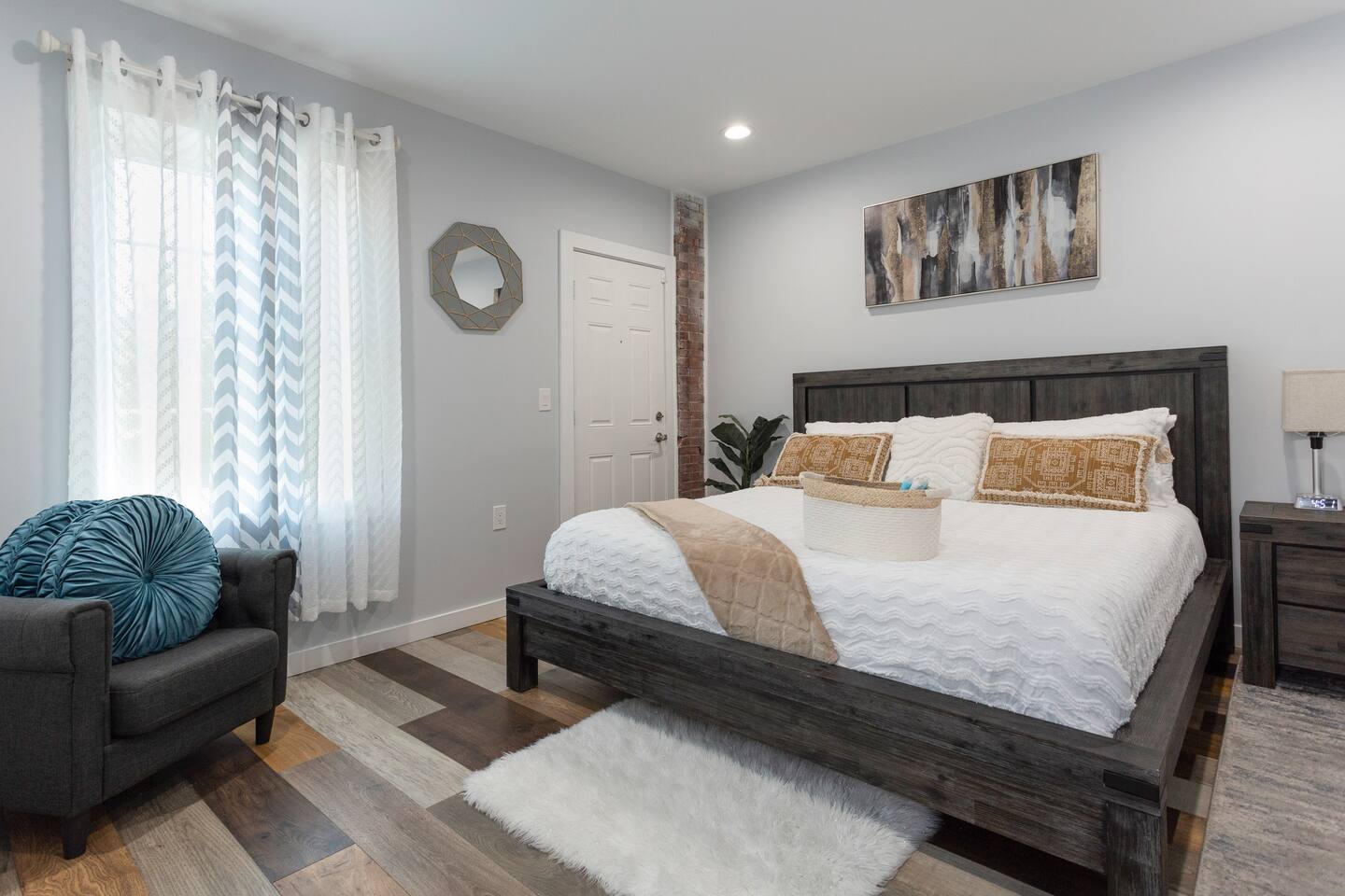 Modern 2BR/2BA Loft | King Bed Cedar Park