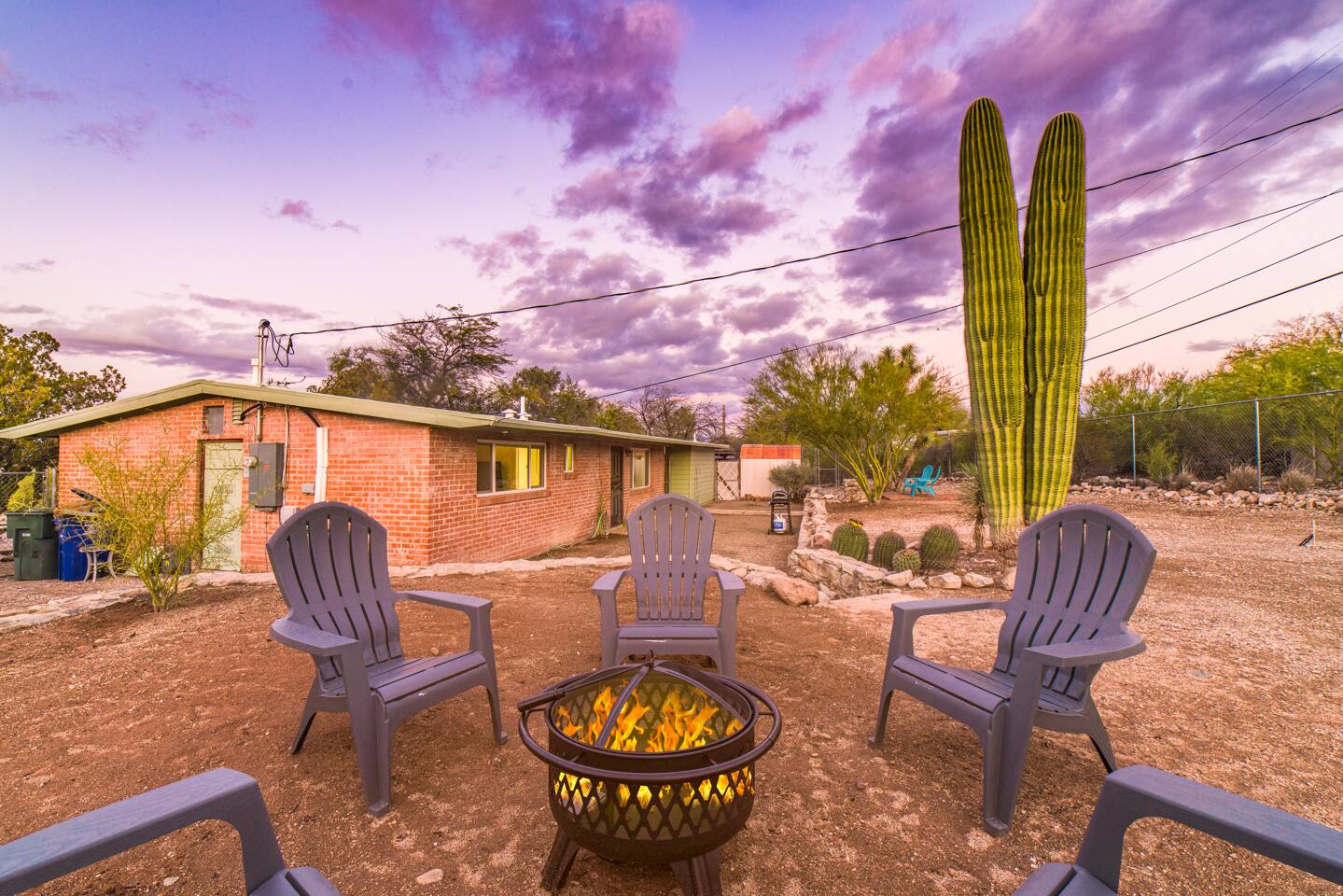 Work and Relax Near City Center Wow