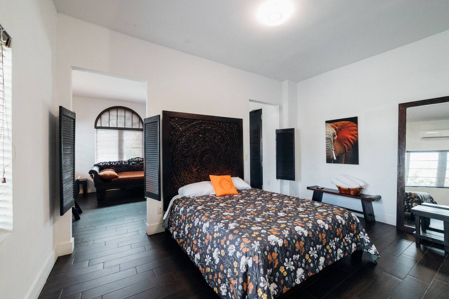 Spacious Double Hotel Room Steps to Ocean (1Z)