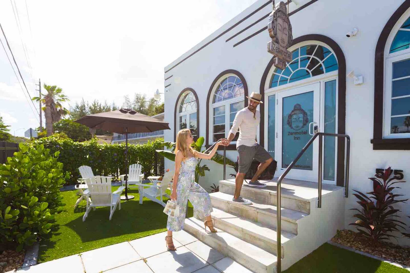 Stylish Hotel Room in Historic District (3Z)