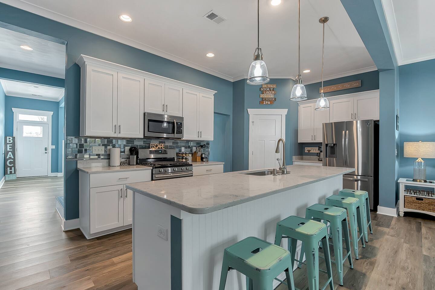 Walk to the beach ~ Spacious 4BR Getaway!