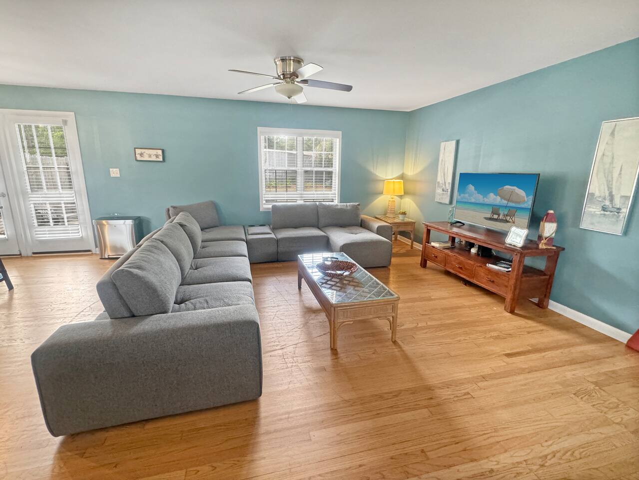 Enchanted Blues~Near UNCW, 2 Miles->Beach, Bikes