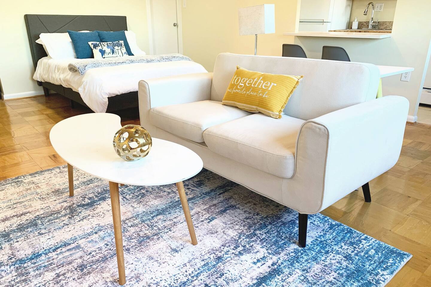 *NEW* Sun-Drenched Studio w/ Gym, Parking, & View!