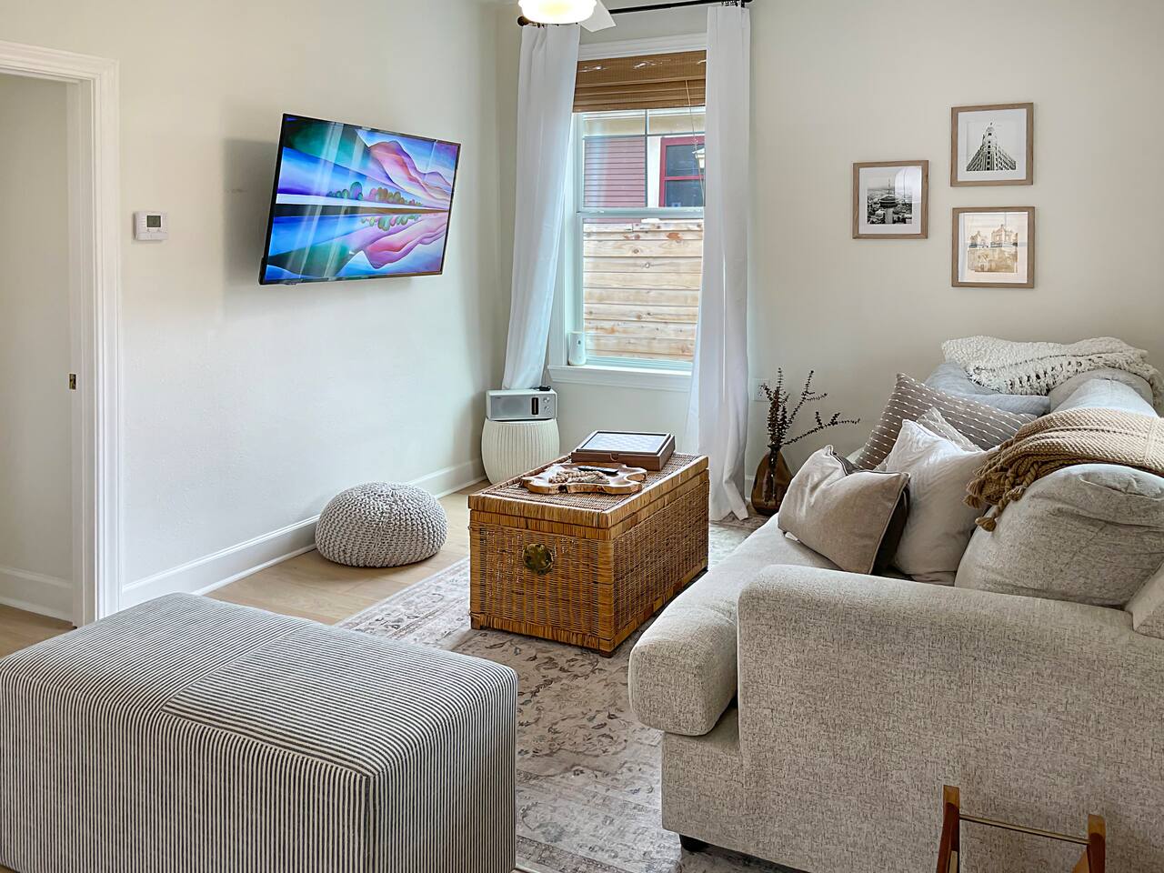 Fully Loaded DT Near It All~ Perfect for Travelers