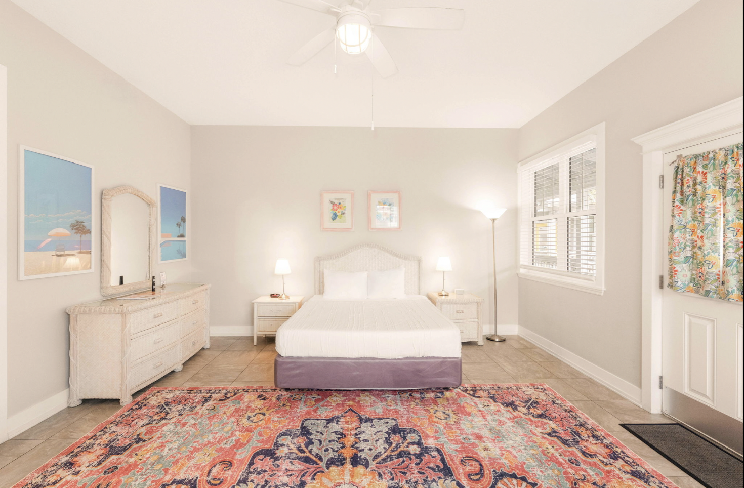 Cottage - Pool - Free Parking - Walkable