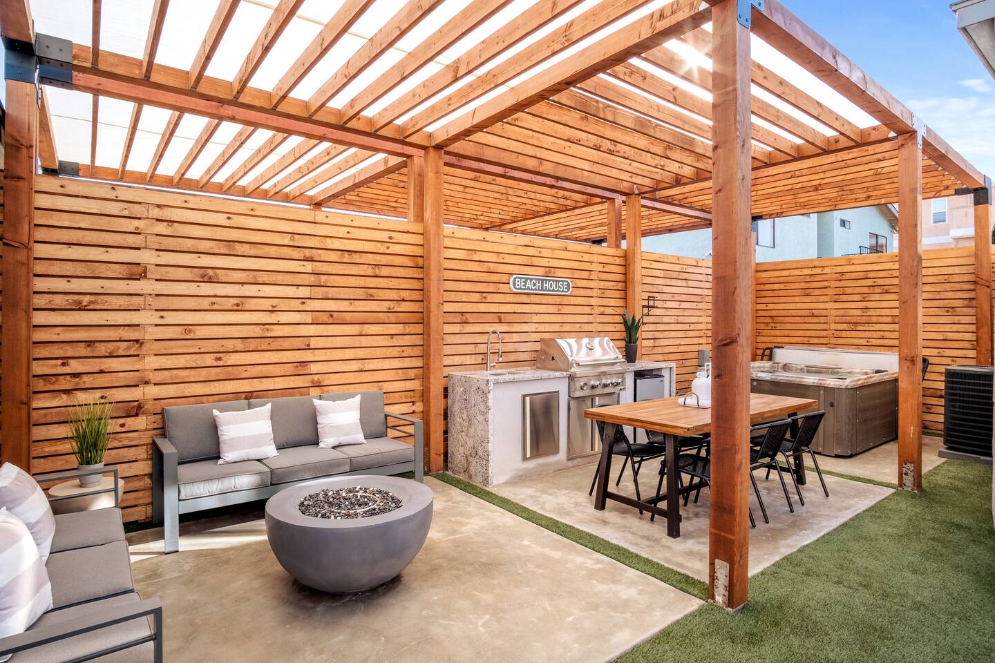 Dream 4BR HOUSE walk Beach & Bay