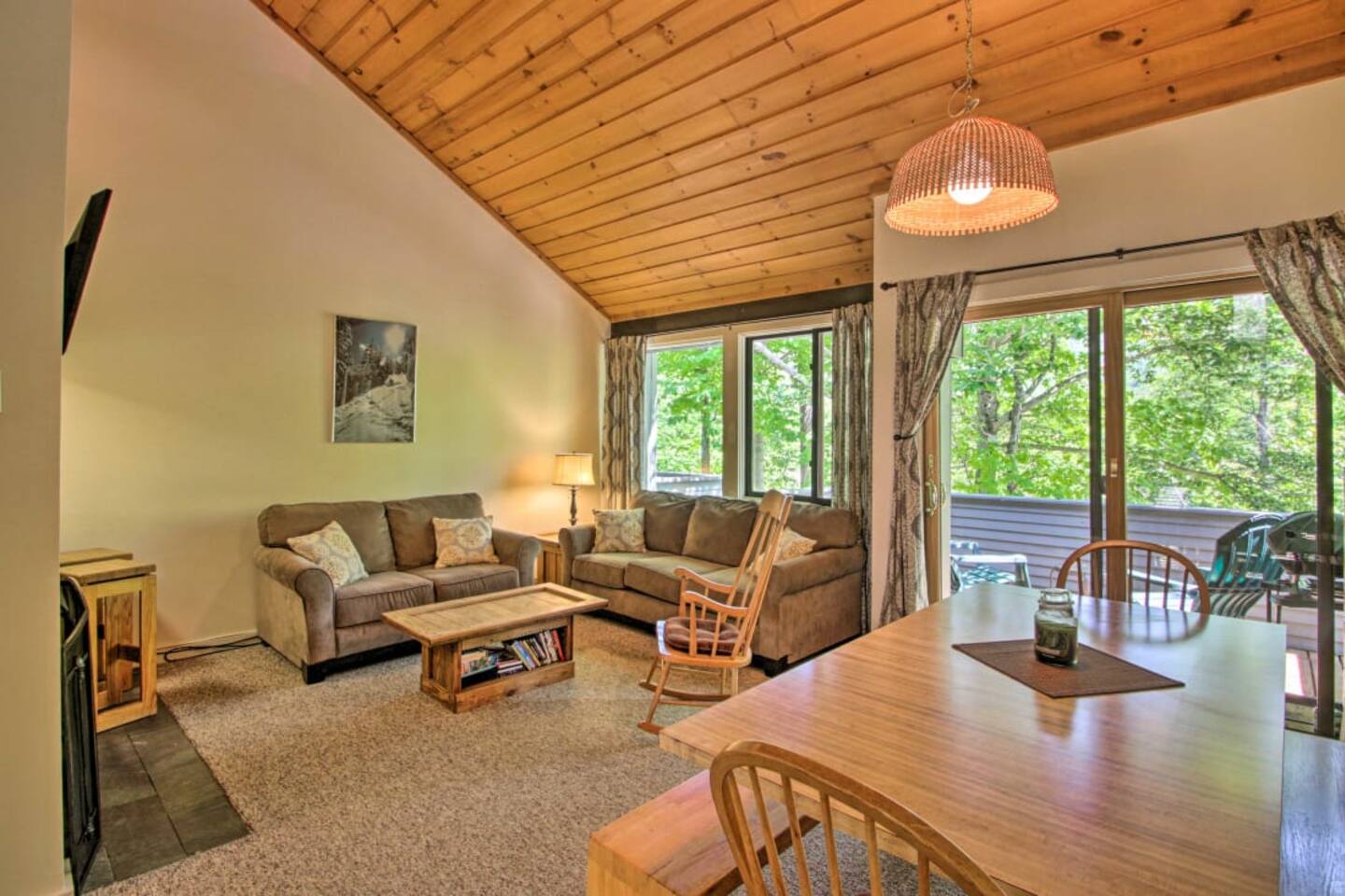 Loon mountain village! Cozy 2 bedroom 1.5 Bath!