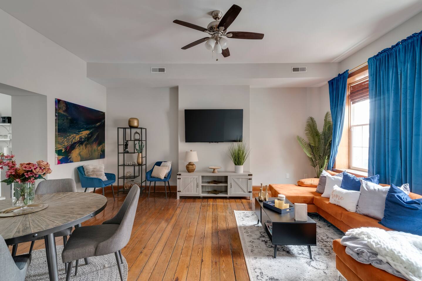 Cozy Modern Retreat | Walkable to Nightlife + VCU
